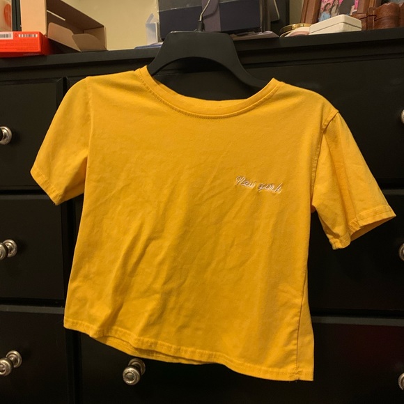 Tops - Picture 2 of 3